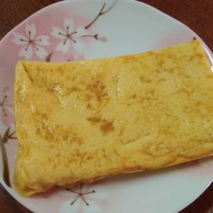 卵半分で薄い卵焼き